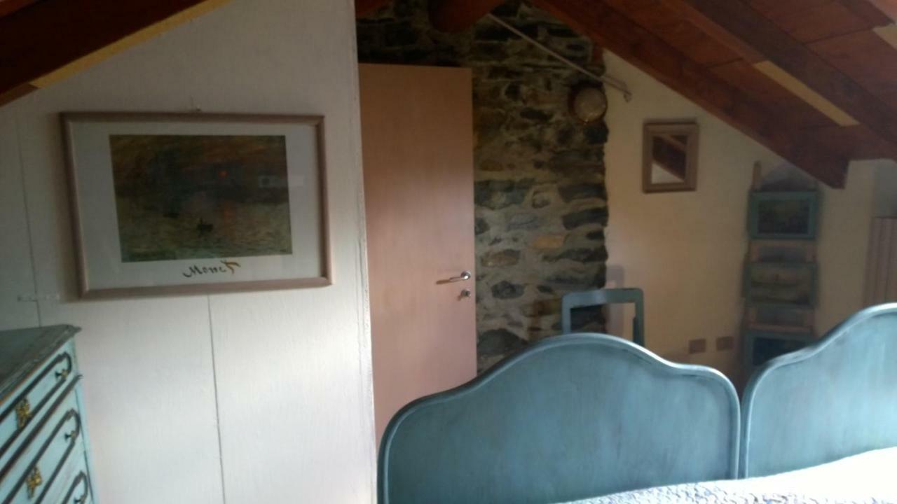 B&B "A Casa Di Camilla" Carate Urio Chambre photo